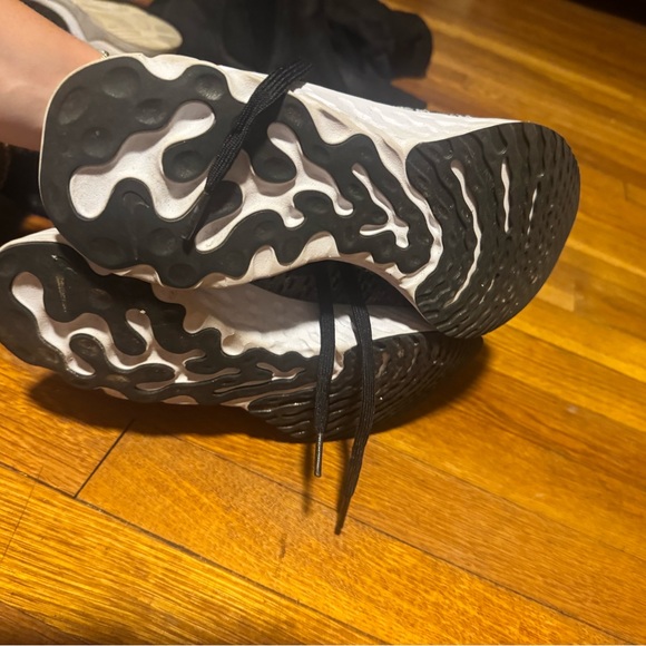 Black and Gray Athletic Shoes - Picture 2 of 5